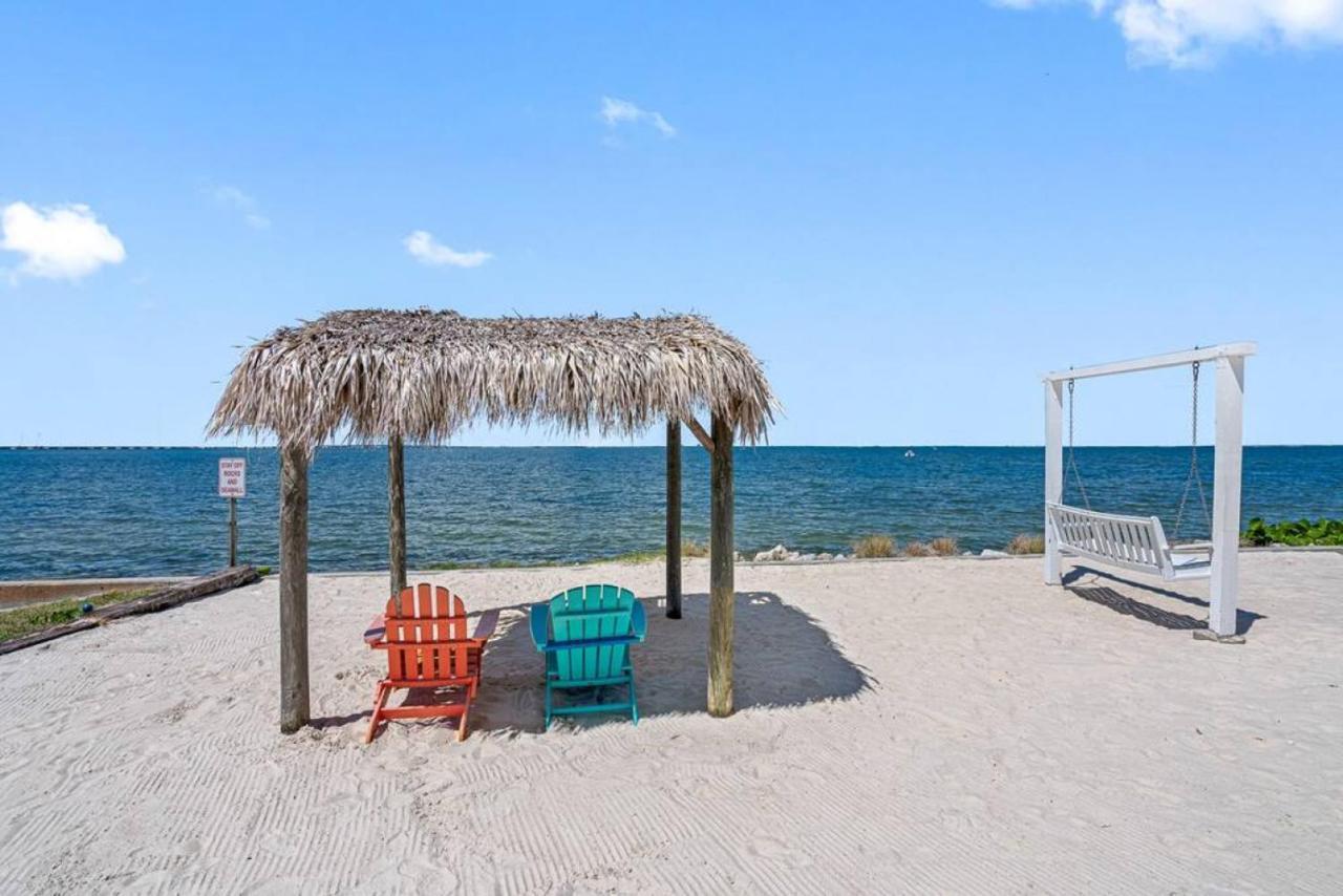 Stunning Bay Views From Your Private Balcony *
